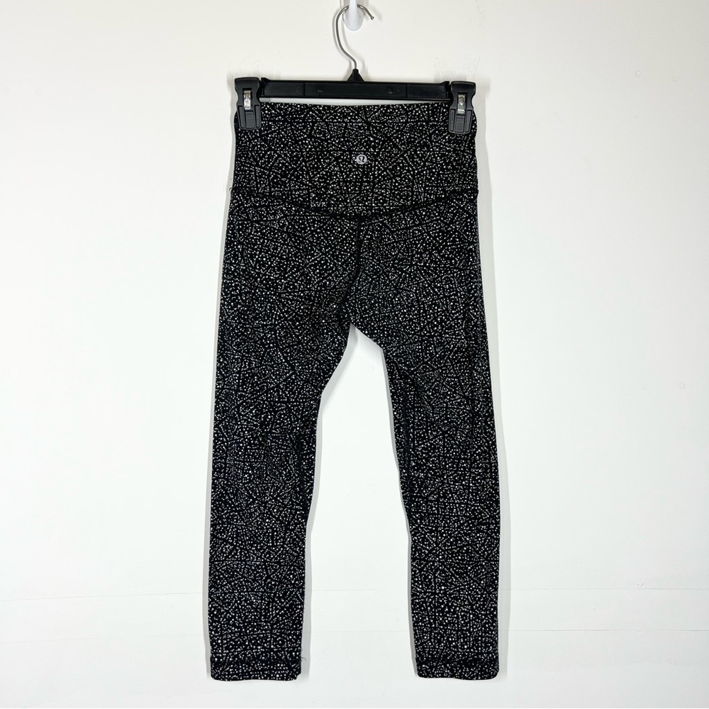 Lululemon Align Crop 21" Size 4 - Picture 4 of 9